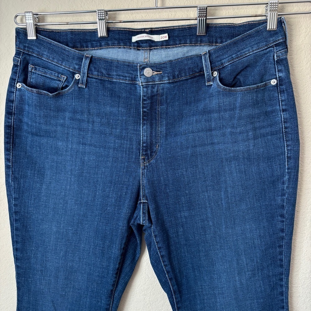 Levi's 20W Classic Bootcut Essential Denim Jeans - Picture 5 of 12